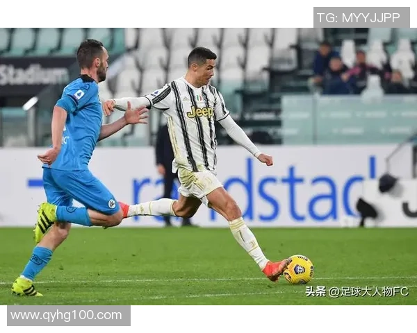 足球诡计揭秘：如何通过巧妙战术颠覆比赛局势与对手心理